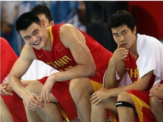 罗马3-1客胜克雷莫内塞登顶意甲，苏莱、埃文-弗格森、利马破门