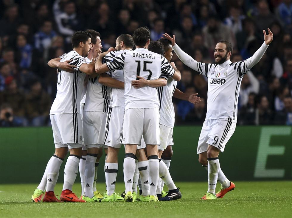 TA：埃切韦里倾向于租借加盟英超俱乐部；德甲球队也有意尼潘