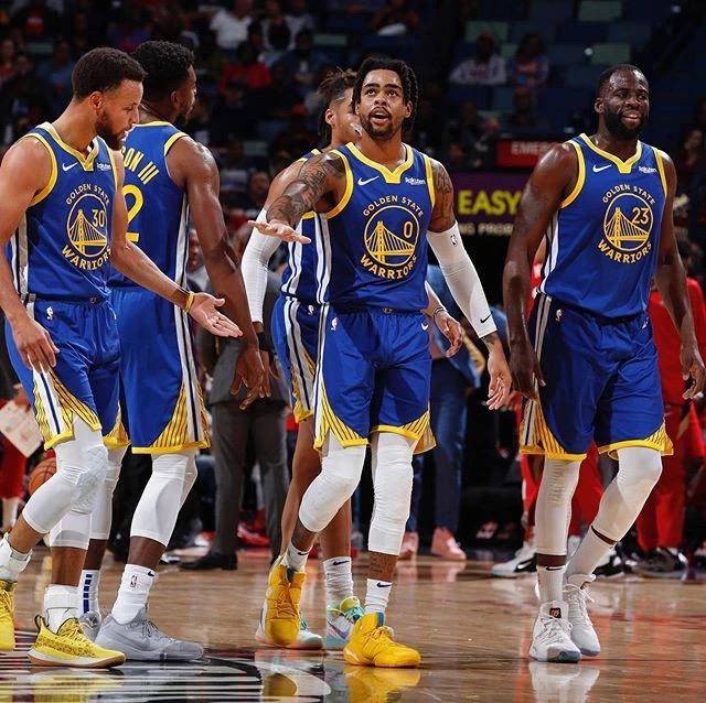 明尼苏达双城队在 1965 年首次夺得美联冠军，库法克斯在世界大赛中表现完美