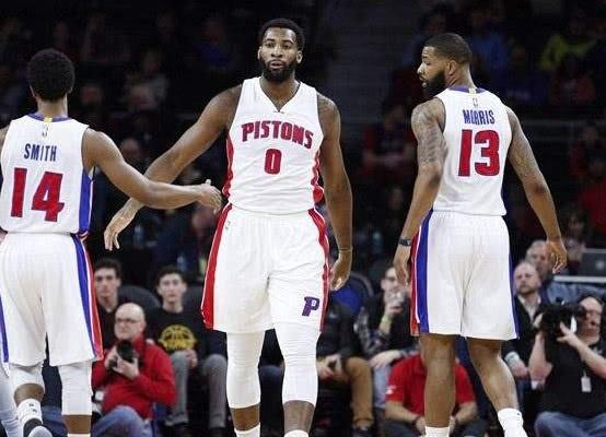 单核逼出最强梅西!极致2秒操作 697球反超C罗创纪录