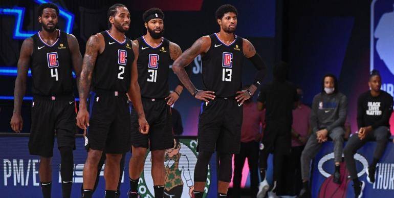 足球——欧冠：皇家马德里晋级八强