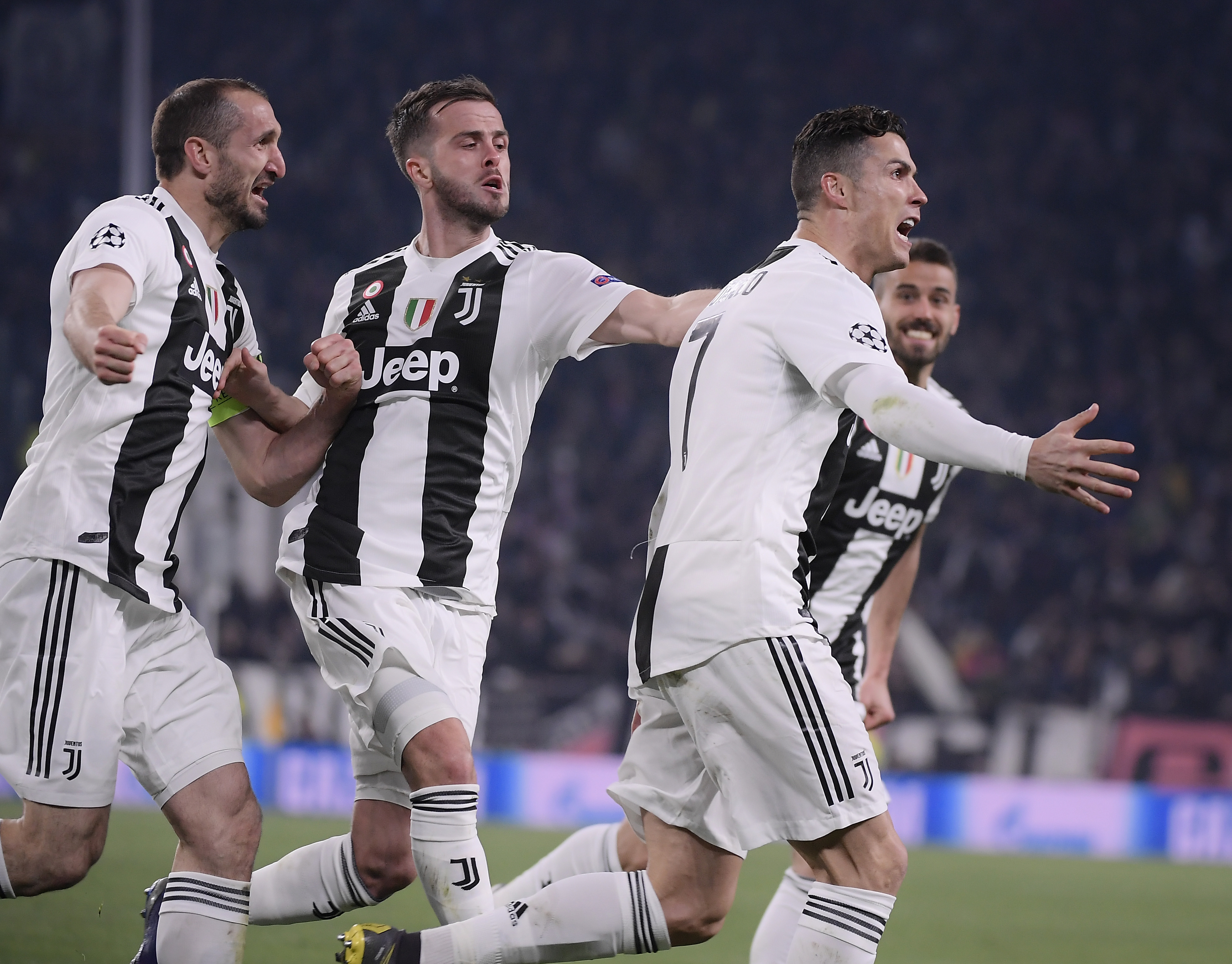 开拓者替补中锋投射出色，但防守和篮板表现令人堪忧